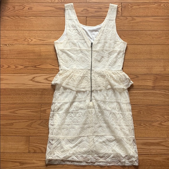 AMERICAN EAGLE Peplum Dress - Picture 2 of 6